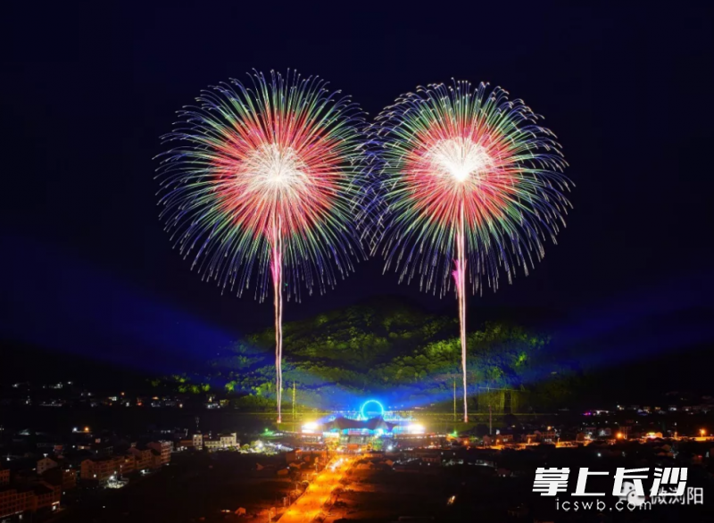 浏阳焰火大会从2018年开始举办。唐浩 摄（资料图）
