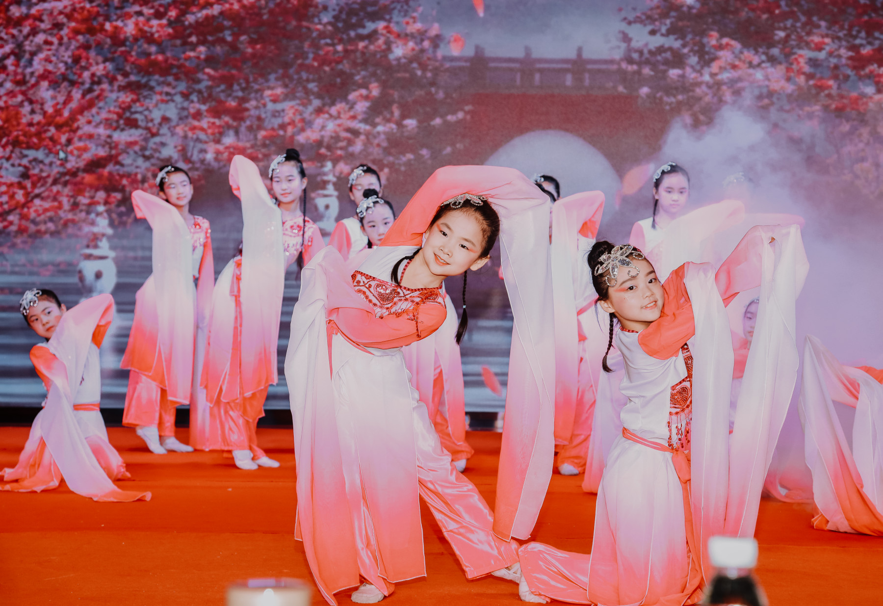 古典舞《玉人》颂扬孔子的高尚品格。长沙晚报全媒体记者石祯专摄