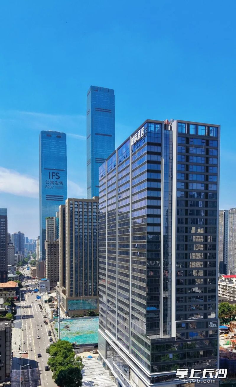 湘江悦上已于近日完成竣工备案,预计年底试营业。 长沙晚报通讯员 文曦 供图 湘江悦上已于近日完成竣工备案,预计年底试营业。 长沙晚报通讯员 文曦 供图