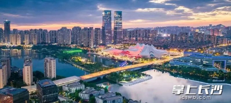 在新区，毕业旅行有多种打开方式。均为资料图片