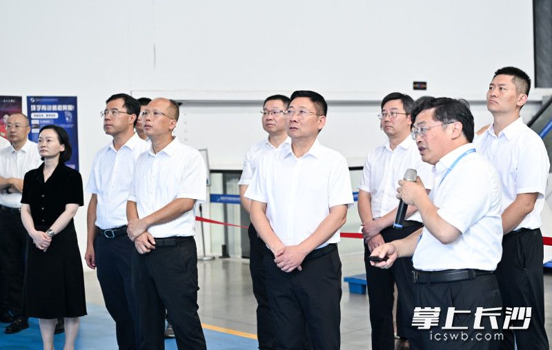 湖南航天环宇通信科技股份有限公司调研现场。 均为长沙晚报全媒体记者 王志伟 摄 湖南航天环宇通信科技股份有限公司调研现场。 均为长沙晚报全媒体记者 王志伟 摄