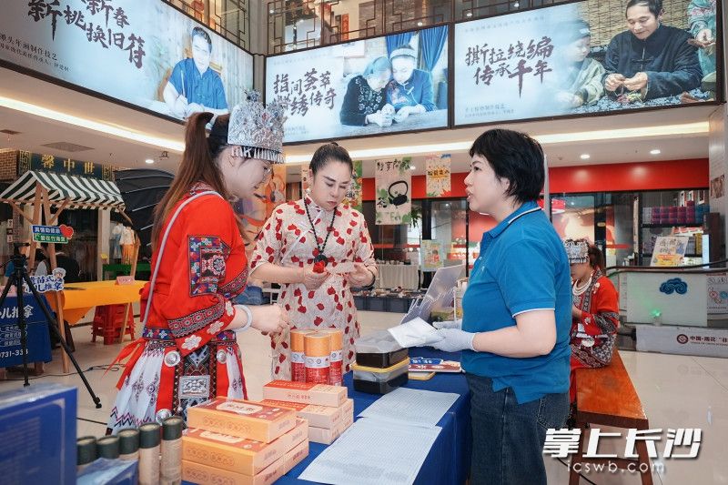 现场体验区。 现场体验区。