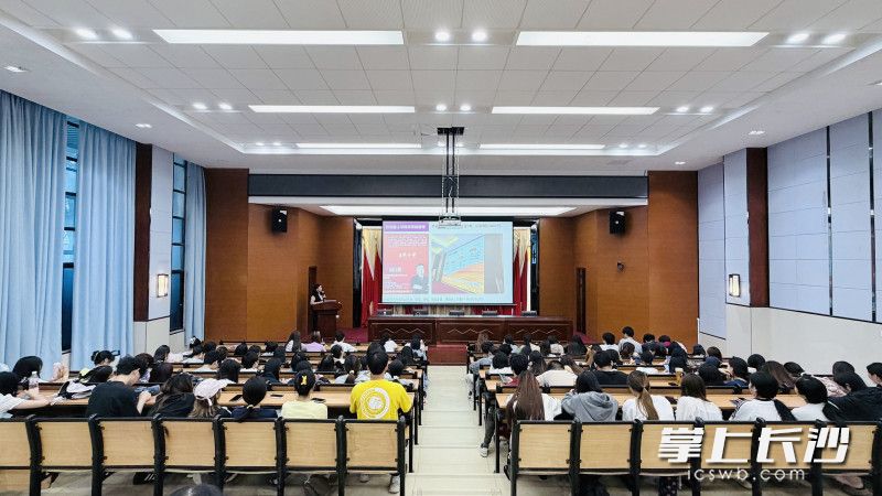 “平台赋能·智能出海——跨境电商创新创业训练营”开营。主办方供图