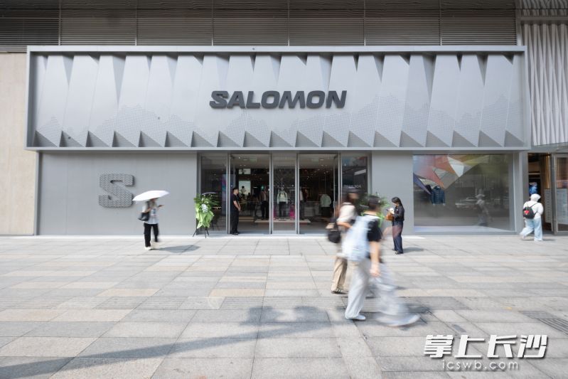 萨洛蒙湖南首店落户五一商圈。 均为长沙晚报通讯员陈卓供图