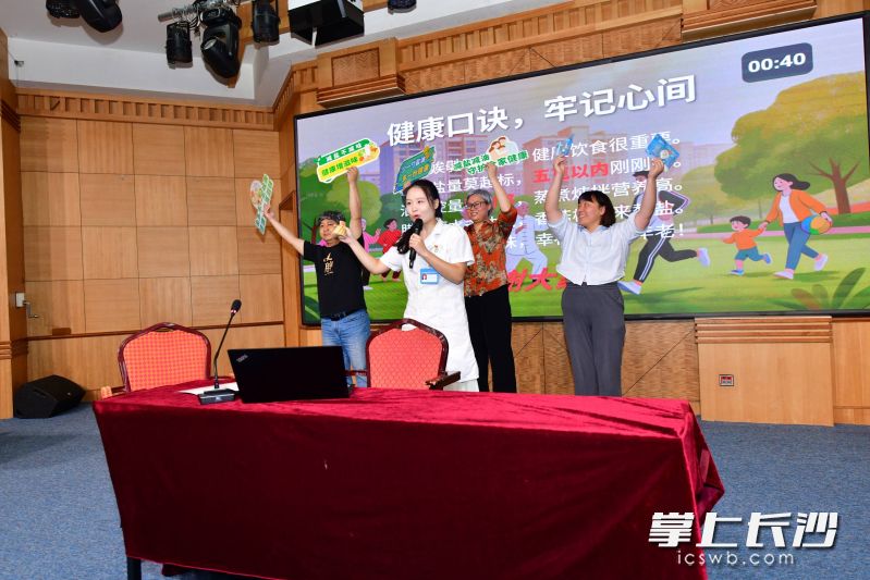 参赛选手们精心准备，让科普更接地气。 均为通讯员供图