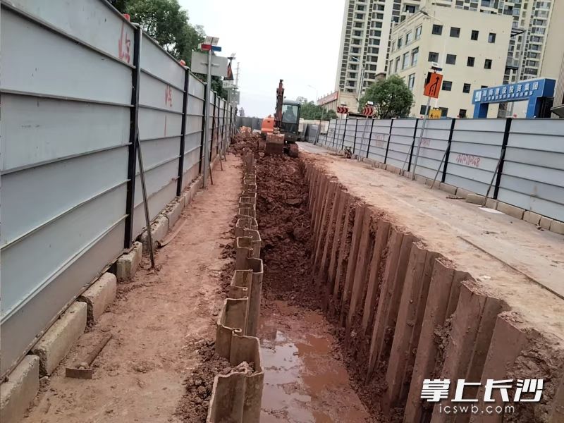 雨花经开区雨水、污水分流错接、混接改造项目（一标段）现已竣工投用。长沙晚报通讯员 费敏 摄
