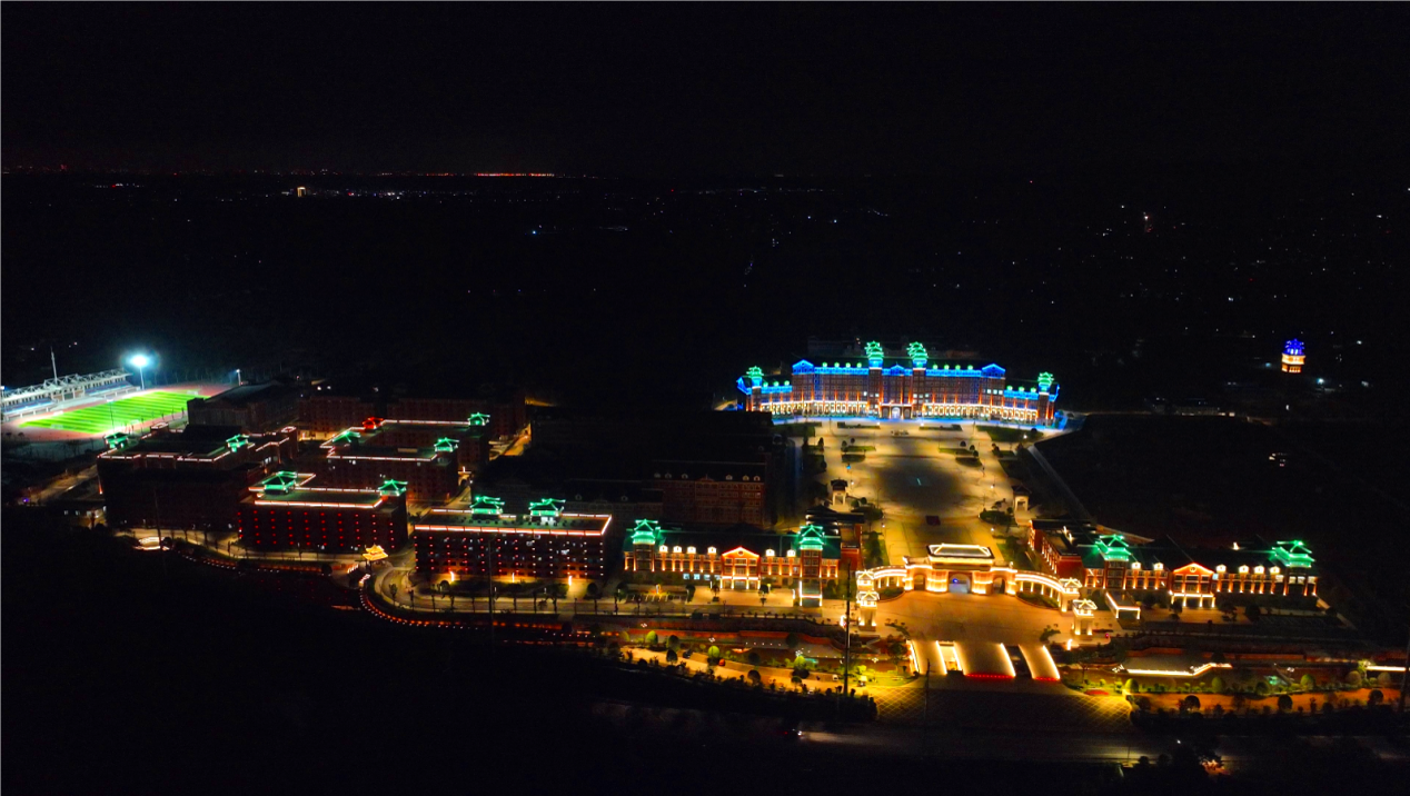 校园夜景